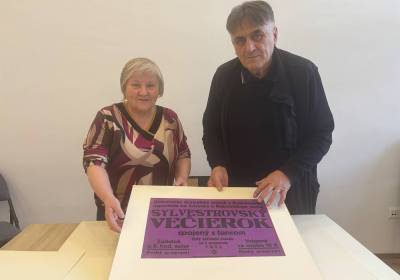 Kurátorka Mgr. Viera Kunová s reštaurátorom Mgr. art. Štefanom Kockom